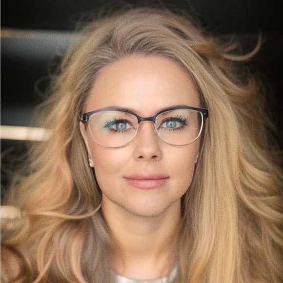 Profile Picture of Joey Walker (@joeywalker264) on Poshmark