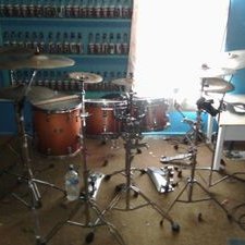 Profile Picture of Nathanael Evans (@Earth_Quakedrum) on Twitter