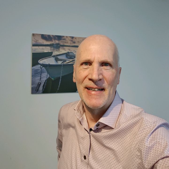 Profile Picture of Peter Keller (@2tes_standbein) on Tiktok