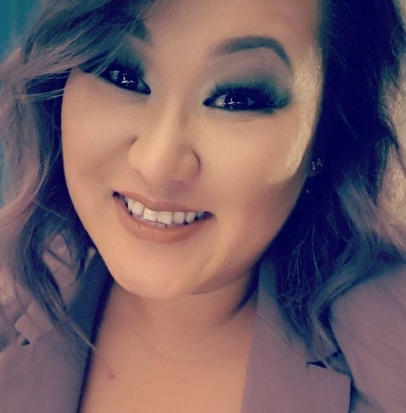 Profile Picture of Hunnie Yang (@hunmelyang) on Poshmark