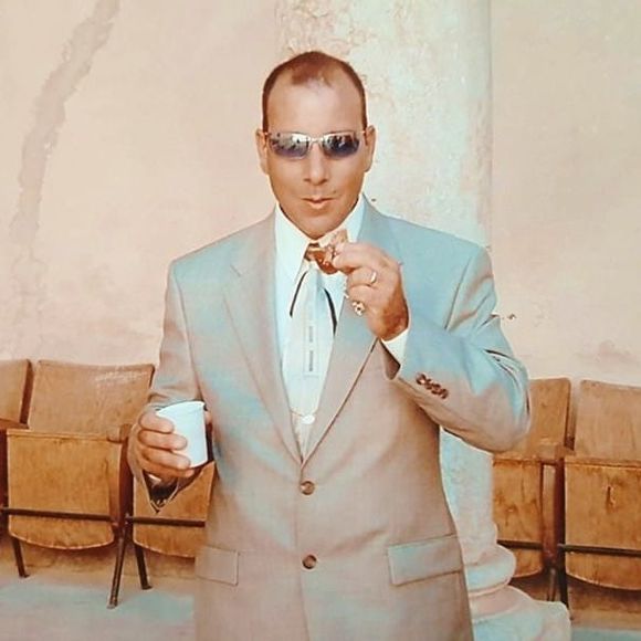 Profile Picture of David Quattrocchi (@daveq2000) on Poshmark