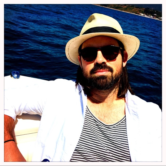 Profile Picture of Steven Preston (@crispydude) on Poshmark