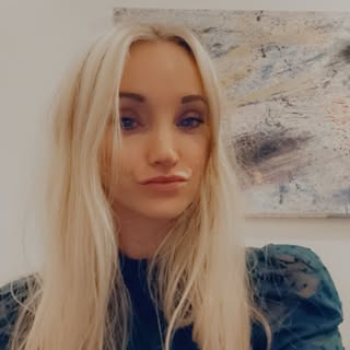 Profile Picture of CHARISSE MANNOLINI (@charisseycup) on Instagram