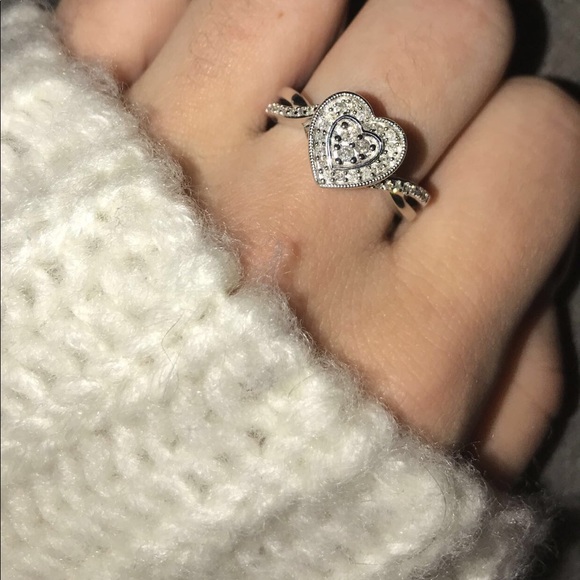 Profile Picture of Hailey Zeiler (@haileyzeiler) on Poshmark