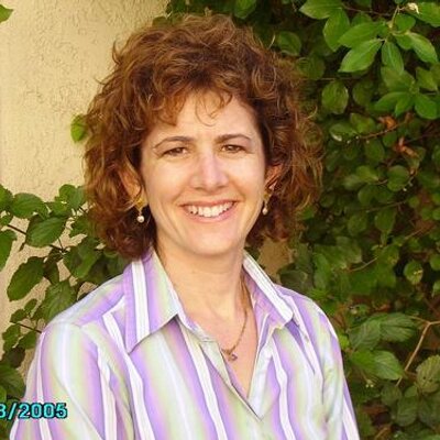 Profile Picture of Beth Weinstein (@bethw777) on Twitter