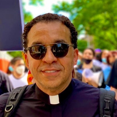 Profile Picture of John Arthur Nunes (@PresidentNunes) on Twitter