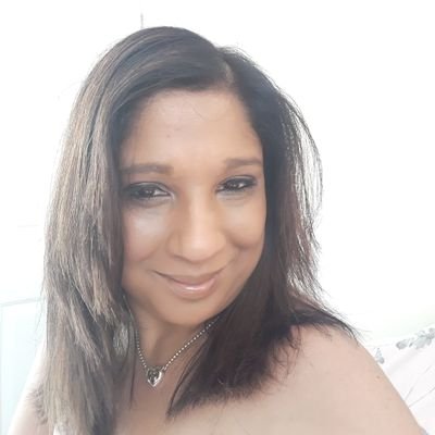 Profile Picture of Lorraine Walsh (@lacwalsh71) on Twitter