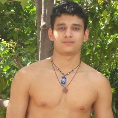 Profile Picture of ♕ Andres   Oñate ♕ (@Andres_Trocker) on Twitter