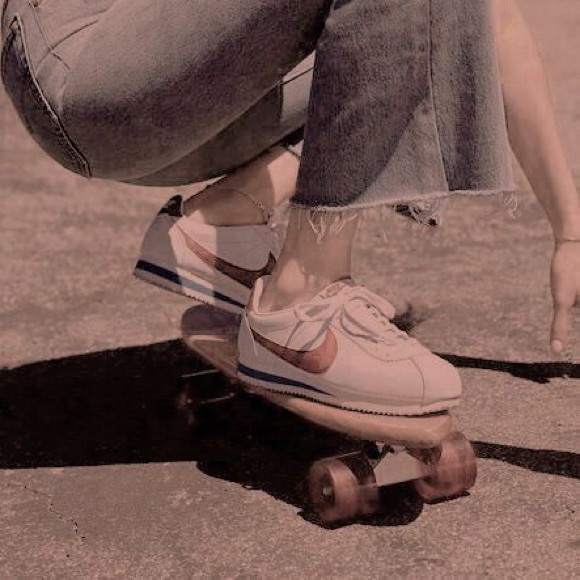 Profile Picture of Joey Barbella (@joeey292) on Poshmark