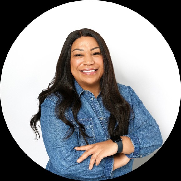 Profile Picture of Cassandra Griffith (@gcplussize24) on Poshmark