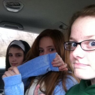 Profile Picture of Karlie Roberts (@RobertsKarlie) on Twitter