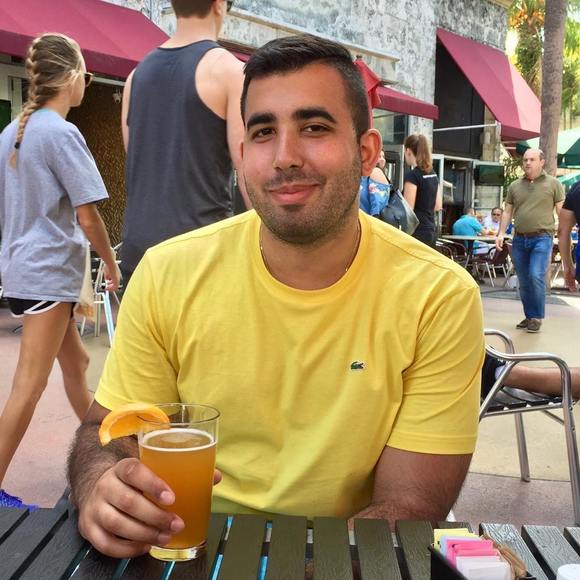 Profile Picture of Mike Abouzaid (@mikeabouzaid) on Poshmark