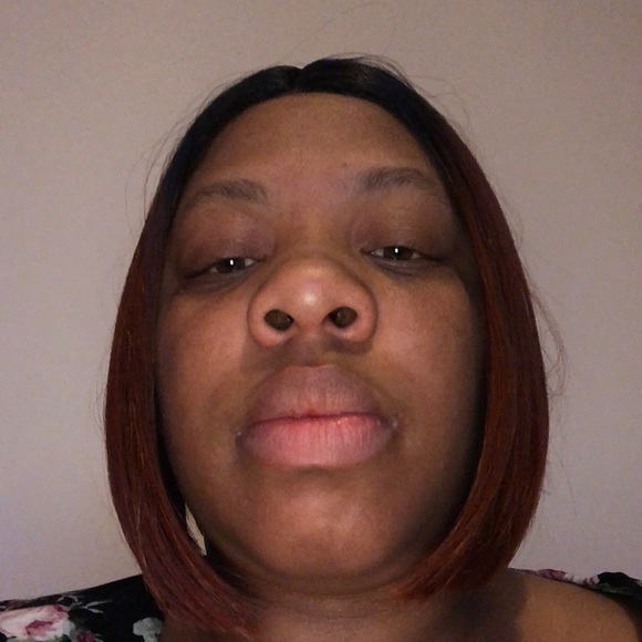 Profile Picture of Melvina Higgins (@melvinahiggins) on Poshmark