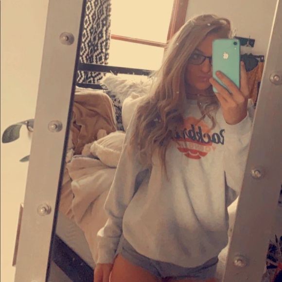 Profile Picture of Grace Walsh (@gracewalsh03) on Poshmark