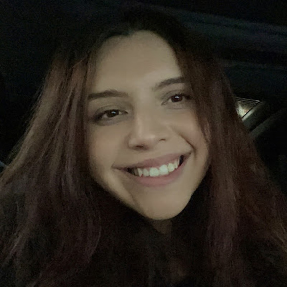 Profile Picture of Samantha Schubert (@samschubert0110) on Poshmark