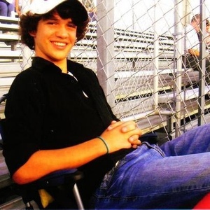 Profile Picture of Collin Chupp (@chuppbucketdawggg) on Myspace