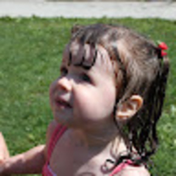 Profile Picture of Lauren Loucas (@laurenloucas09) on Poshmark