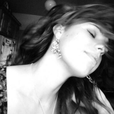Profile Picture of Stephaniesimko (@stephsimks) on Twitter