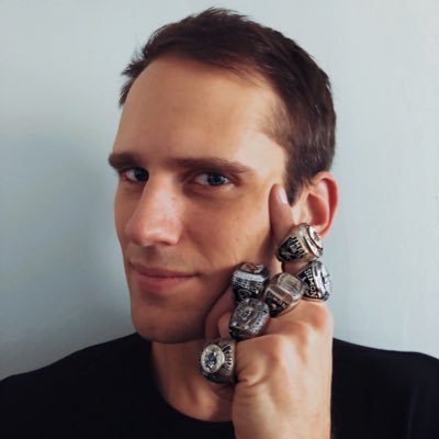 Profile Picture of Michael Simon (@Thee_Tree) on Twitter