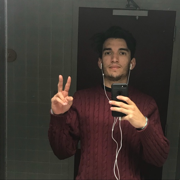 Profile Picture of Matthew Peralta (@matthewp79) on Poshmark