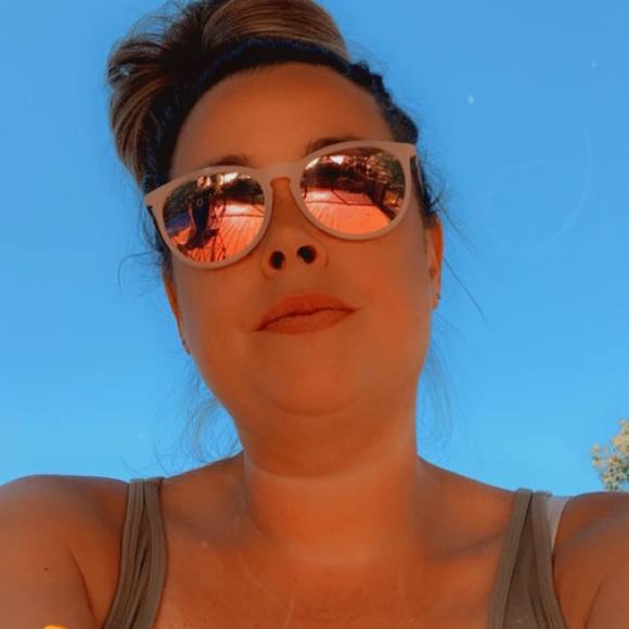 Profile Picture of Crystal Stewart (@cthies009) on Poshmark
