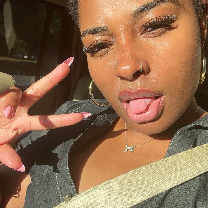 Profile Picture of   leona🎶 (@leona..franklin)... (@leona..franklin) on Tiktok
