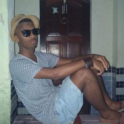 Profile Picture of Léo Backer (@Leonard75181579) on Twitter