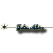 Profile Picture of Julia Akin (@Eternalbluejays) on Youtube