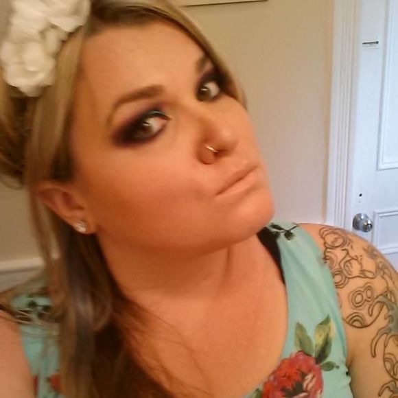 Profile Picture of Nikolet Ertl (@nikoletertl) on Poshmark