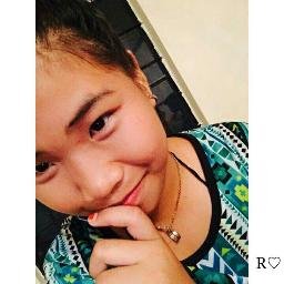 Profile Picture of Rosalyn Alvarez (@rosalynalavarez) on Twitter