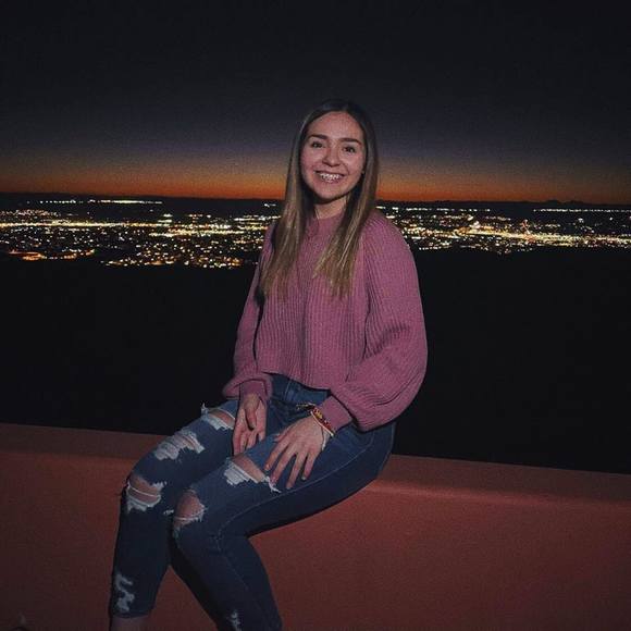 Profile Picture of Natalie Elias (@natalieelias) on Poshmark