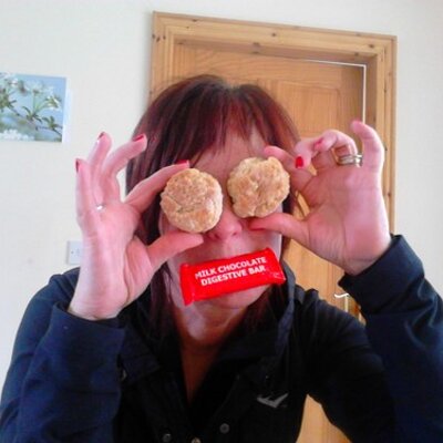 Profile Picture of Lorraine Simmons (@lorratony) on Twitter