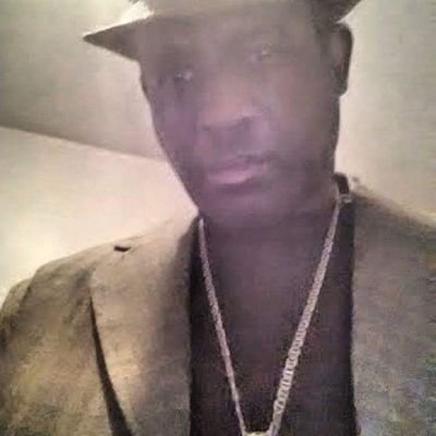 Profile Picture of Andrew Pusey (@revealthefeel) on Twitter