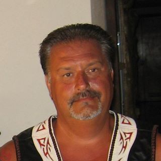 Profile Picture of Robert Sénécal (A la mémoire de) (@robert.senecal.589) on Facebook