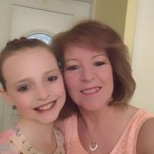 Profile Picture of Ann Davey (@anndavey4) on Twitter