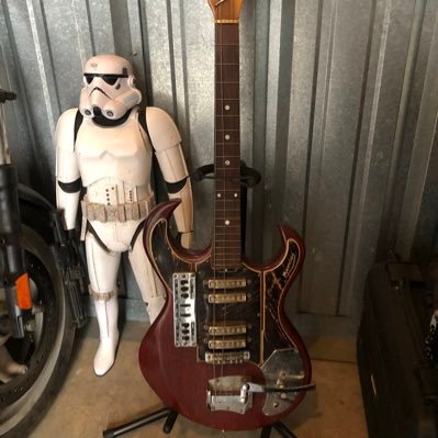 Profile Picture of Bryce Mooney (@joe_alien) on Twitter