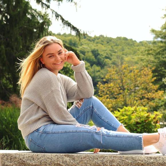 Maddi elizabeth Carracino - Poshmark Profile Picture of Maddi elizabeth Carracino (@mitmatmonkey) on Poshmark