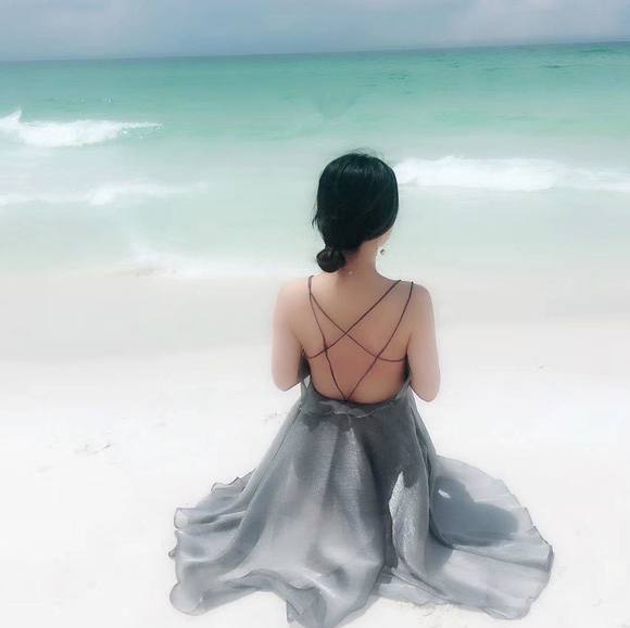 Qin ping Huang - Poshmark Profile Picture of Qin ping Huang (@qinpinghuang) on Poshmark