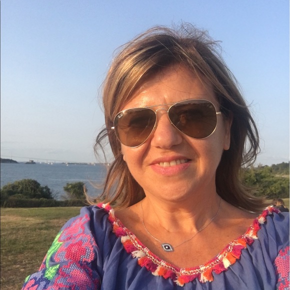 Profile Picture of Dilhan Ersu (@dilhan1) on Poshmark