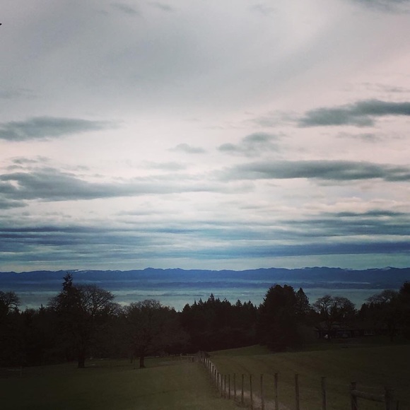 Profile Picture of Hunter Dyer (@red9774) on Poshmark