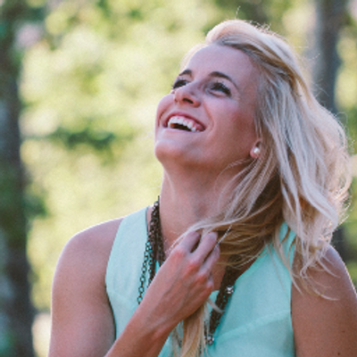 Profile Picture of Emily Wilson (@emwilss) on Twitter