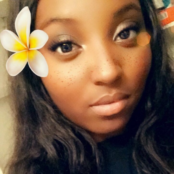 Alaysia Canady - Poshmark Profile Picture of Alaysia Canady (@acanady016) on Poshmark