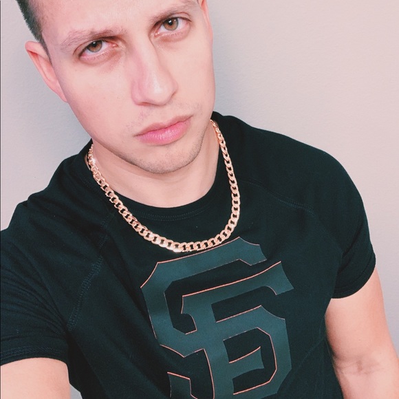 Profile Picture of Gregory Gonzalez (@gregoryjg) on Poshmark