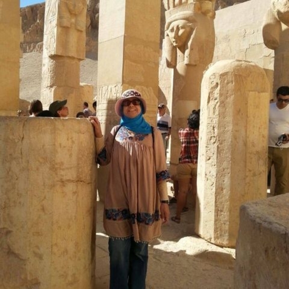 Profile Picture of Ghada Elshamy (@ghada_elshamy) on Poshmark