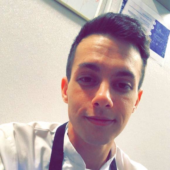 Austin Mayland - Poshmark Profile Picture of Austin Mayland (@fittyaus) on Poshmark