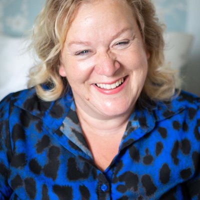 Profile Picture of Jo Reeder (@jojoreeder) on Twitter