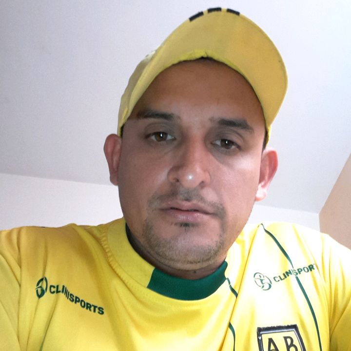 Profile Picture of Guillermo Mantilla (@guillermo.mantill5) on Tiktok