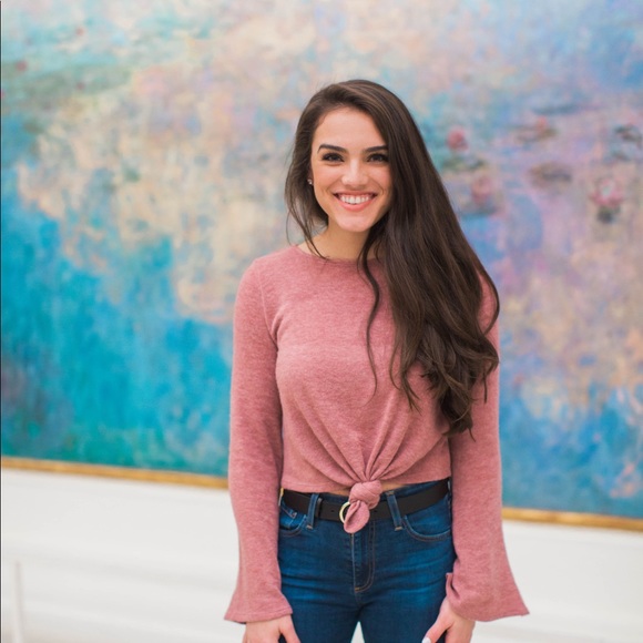 Profile Picture of Kirby Behenna (@kirbybehenna) on Poshmark