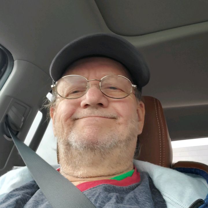 Profile Picture of Robert Sartin (@robertsartin) on Tiktok