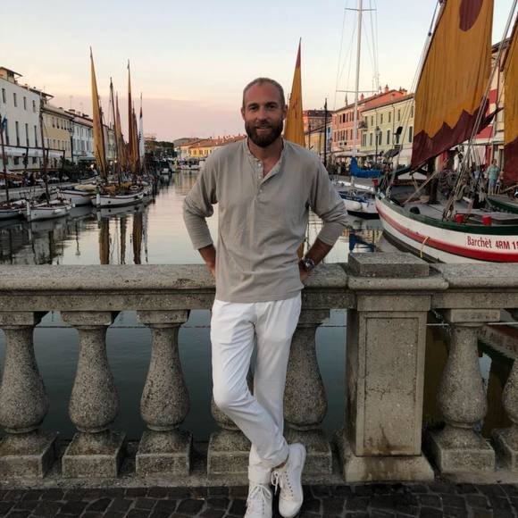 Profile Picture of Troy Tindill (@troytindill) on Poshmark